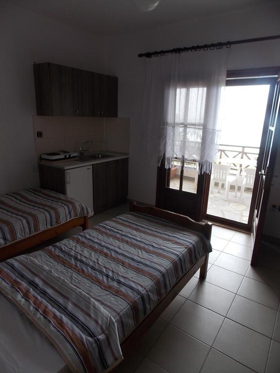 Ferienwohnung Helios Land Néos Marmarás Exterior foto