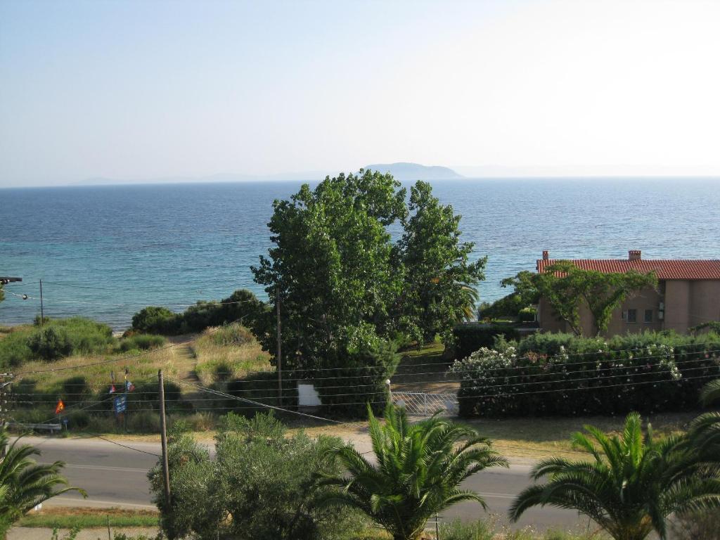 Ferienwohnung Helios Land Néos Marmarás Exterior foto